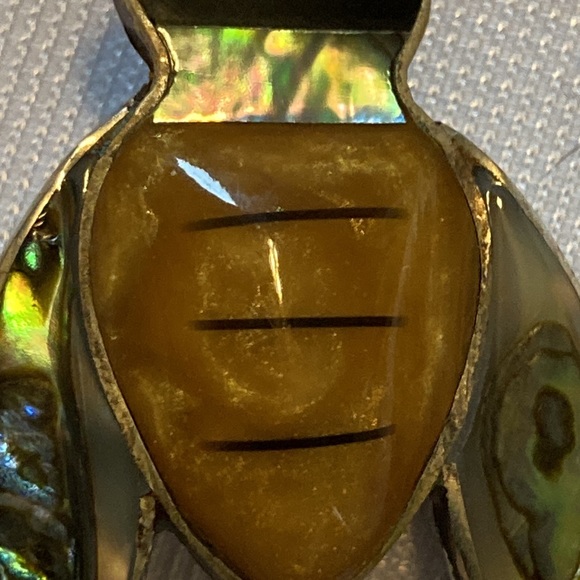 DelMundo handcrafted western Bee 🐝 brooch - Picture 9 of 11